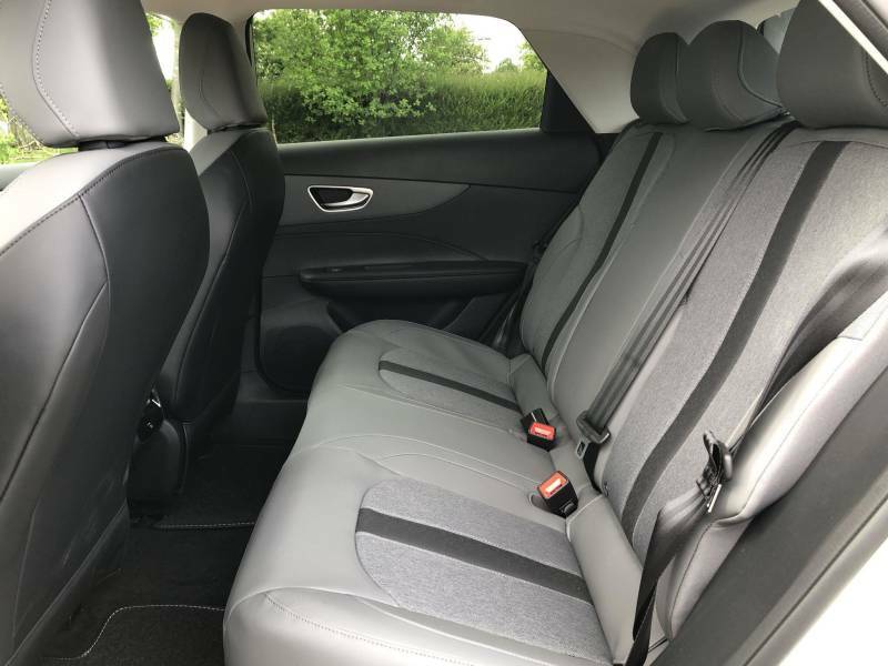 MG MG4 180Kw Premium Extended Range 77Kwh - 2026 YJ75CDD Silver #4
