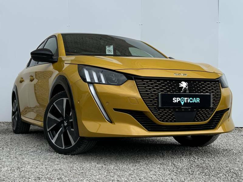 Peugeot e-208 100Kw Gt 50Kwh - 2022 22 Yellow