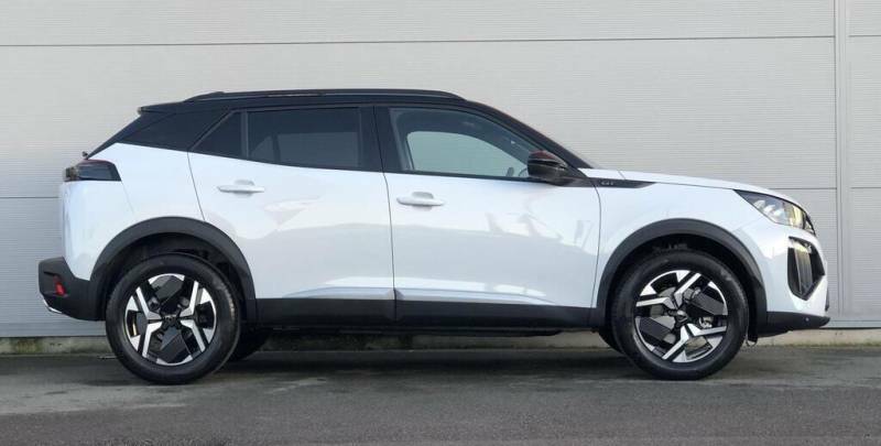 Peugeot e-2008 54Kwh Gt 7Kw Charger - White #5