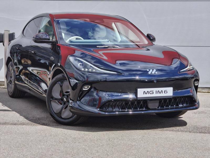 MG IM6 100Kwh Long Range Suv 407 Ps 