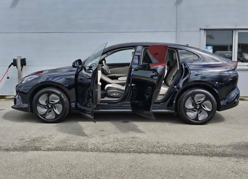 MG IM6 100Kwh Long Range Suv 407 Ps  #6