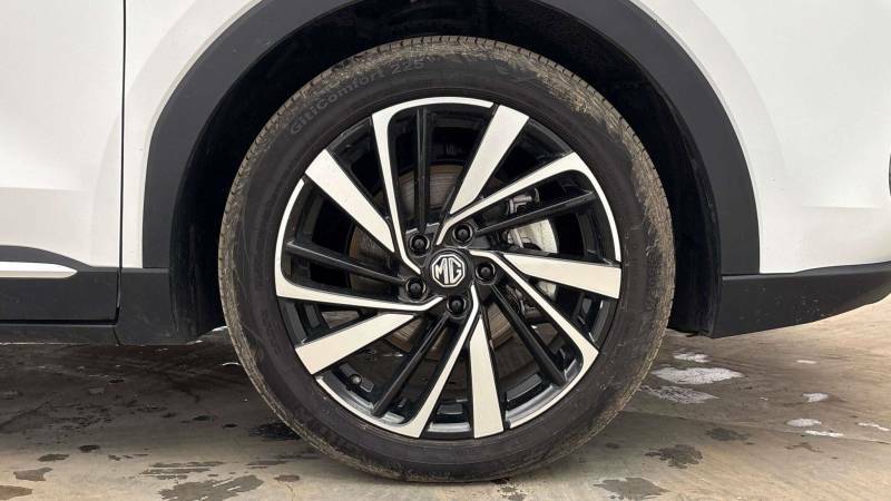 MG ZS 1.5 Hybrid Trophy White #6