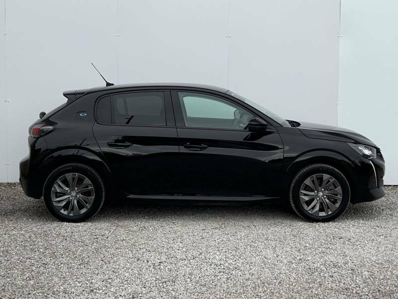 Peugeot e-208 Gt White #12