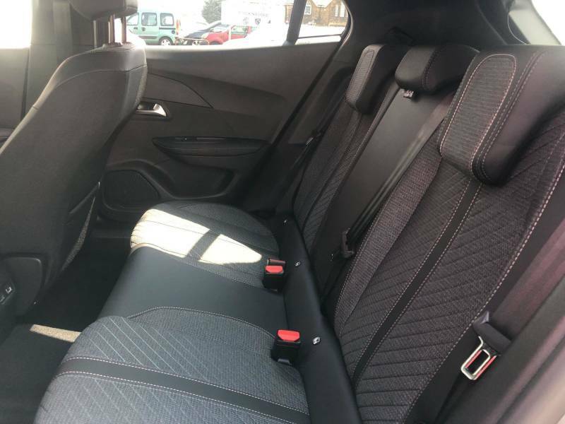 Peugeot 2008 Allure Premium Grey #12