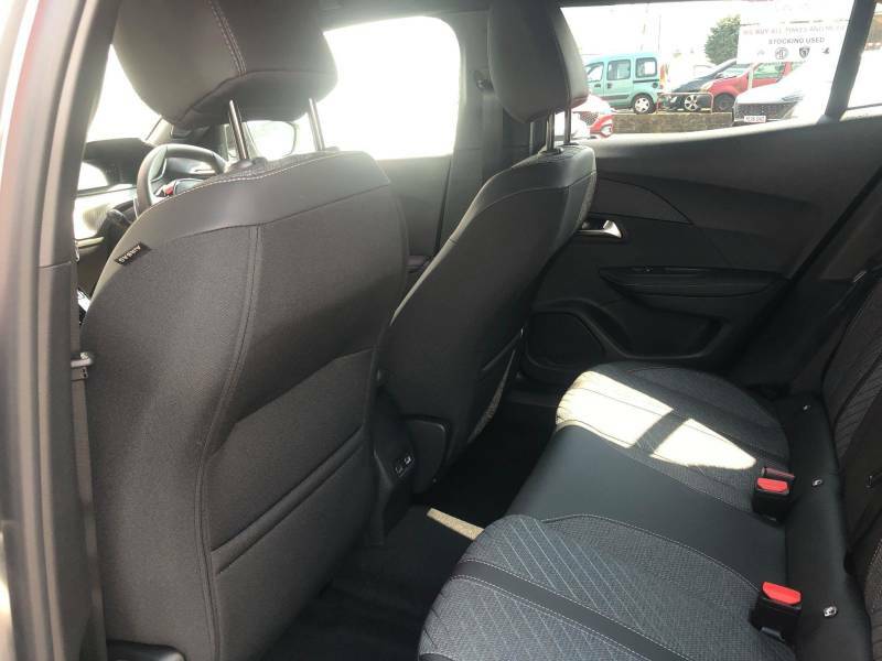 Peugeot 2008 Allure Premium Grey #11