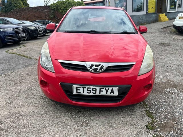 Hyundai I20 1.4 Comfort Euro 4 Red #2