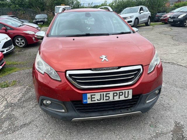 Peugeot 2008 1.2 Puretech Allure Euro 6 Red #2