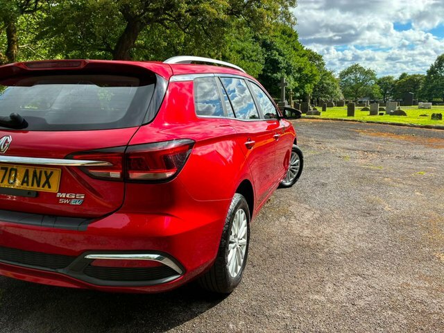 MG MG5 Excite Red #78
