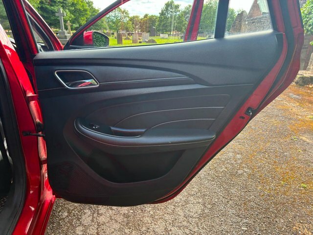 MG MG5 Excite Red #20
