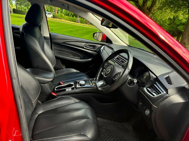 MG MG5 Excite Red #22