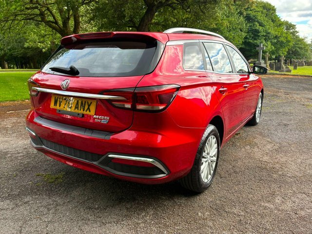 MG MG5 Excite Red #83