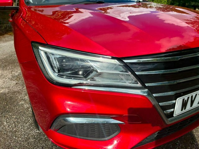 MG MG5 Excite Red #54