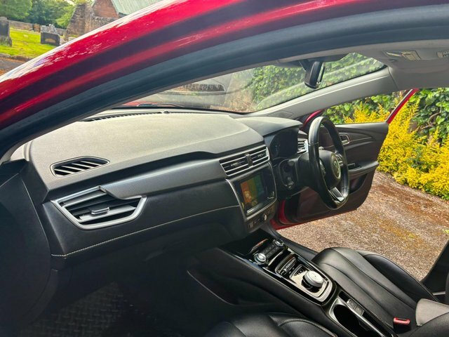 MG MG5 Excite Red #11