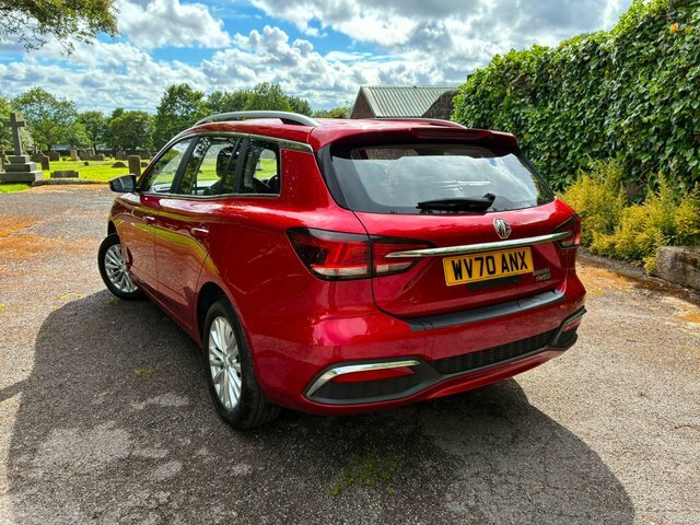 MG MG5 Excite Red #71