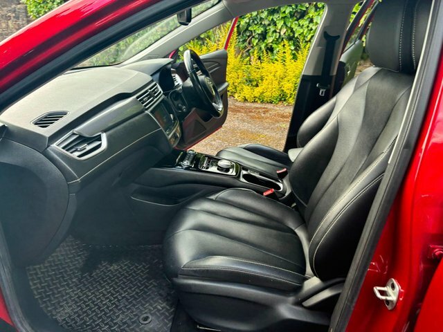 MG MG5 Excite Red #12