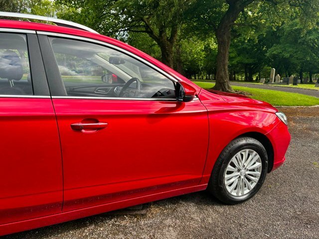 MG MG5 Excite Red #86