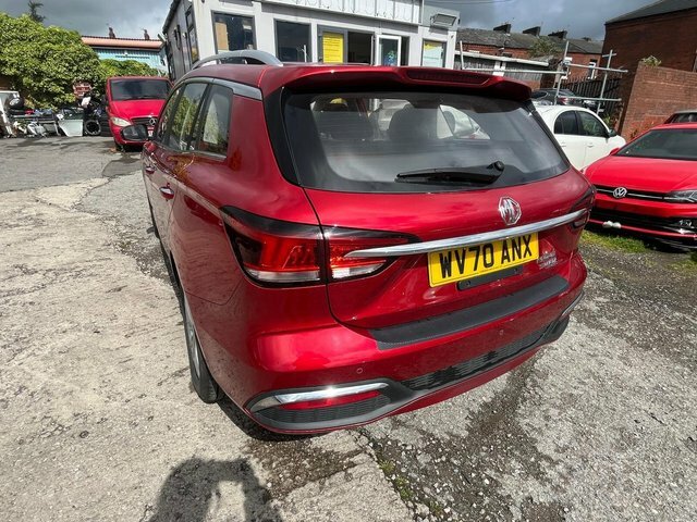 MG MG5 52.5Kwh Exclusive Red #4
