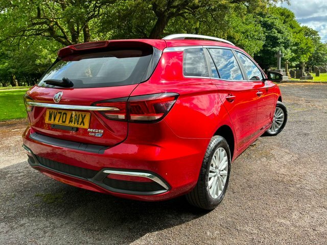 MG MG5 Excite Red #81