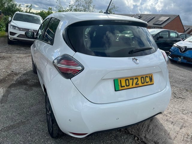 Renault Zoe R135 Ev50 52Kwh Gt Line Rapid Charge White #4