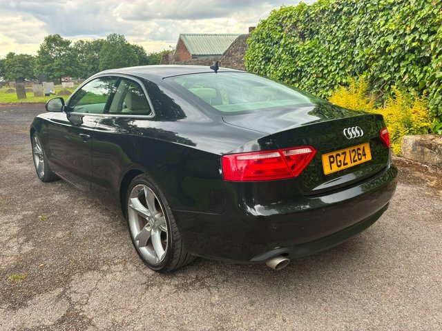 Audi A5 Coupe 2.0 White #62