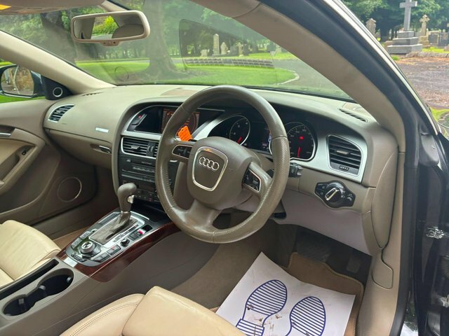 Audi A5 Coupe 2.0 White #18