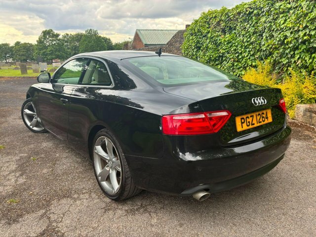 Audi A5 Coupe 2.0 White #64
