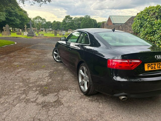 Audi A5 Coupe 2.0 White #67