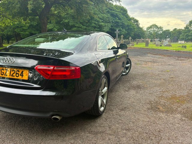 Audi A5 Coupe 2.0 White #72