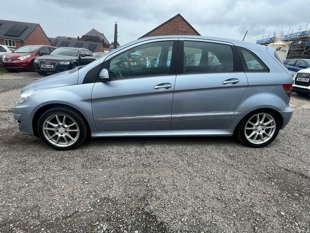 Mercedes-Benz B Class E350 Blueefficiency Avantgarde Cdi Black #8