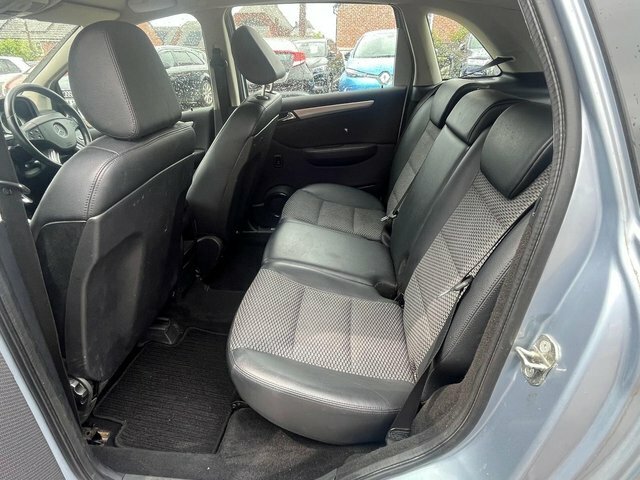 Mercedes-Benz B Class E350 Blueefficiency Avantgarde Cdi Black #10