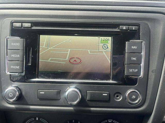 Skoda Rapid Hatchback 1.6 Tdi Elegance 201414 White #14