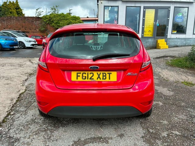 Ford Fiesta 1.25 Edge FG12XBT Red #6