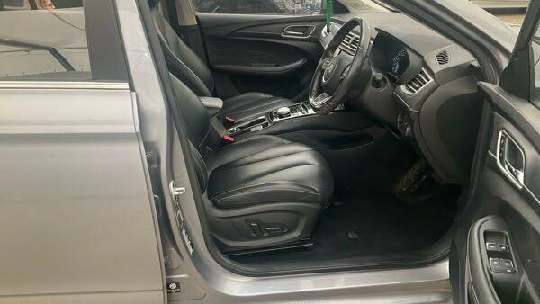 MG MG5 61.1Kwh Exclusive Long Range Black #9