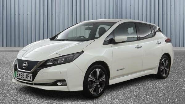 Nissan Leaf 40Kwh N-connecta White #2