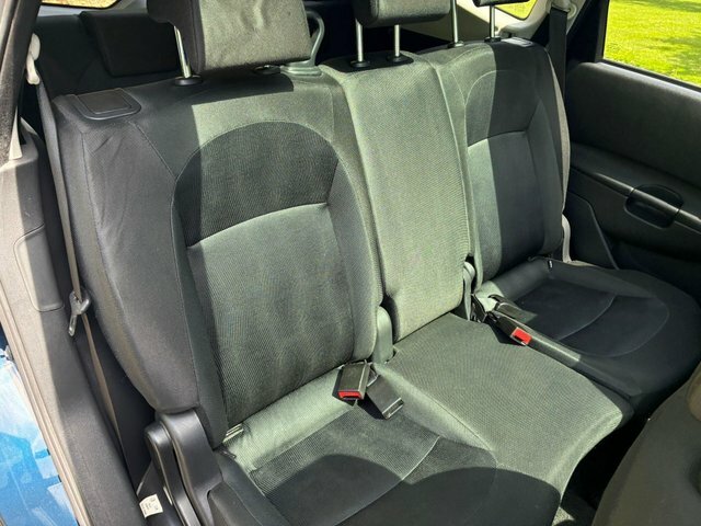 Nissan Qashqai+2 Dci Tekna Plus 2 Grey #25