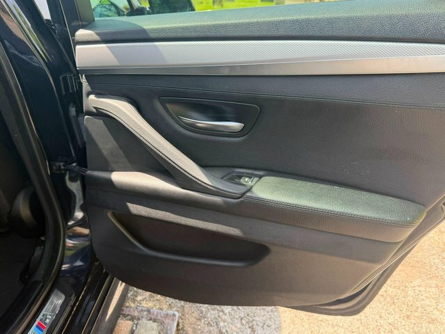 BMW 5 Series 530D M Sport Black #21