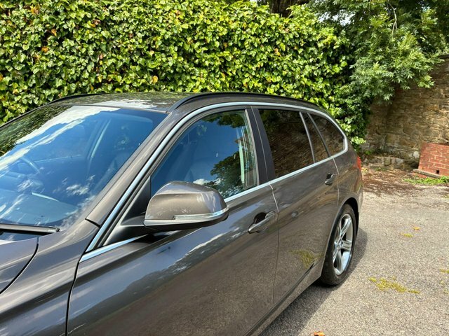BMW 3 Series 318D Se 4-Door Black #62