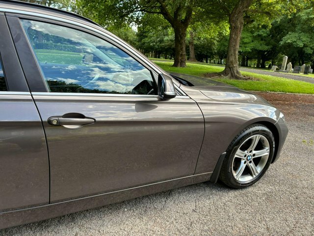 BMW 3 Series 318D Se 4-Door Black #92