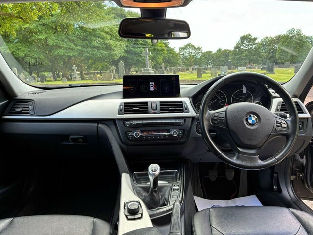 BMW 3 Series 318D Se 4-Door Black #9