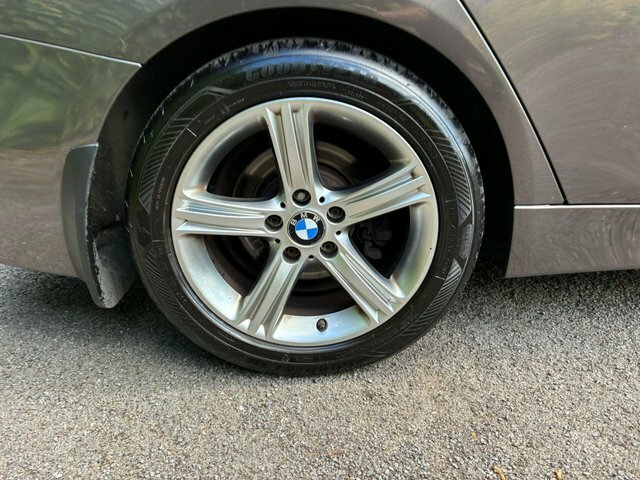 BMW 3 Series 318D Se 4-Door Black #93