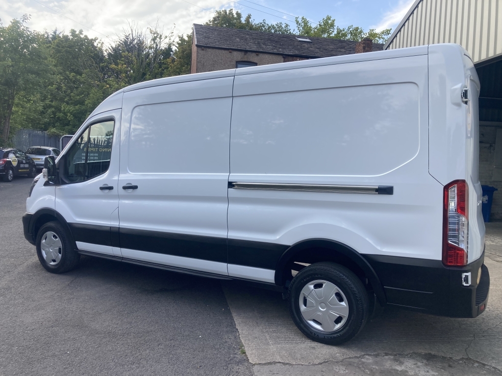 Ford Transit Custom Mpv HV22KFZ White #3