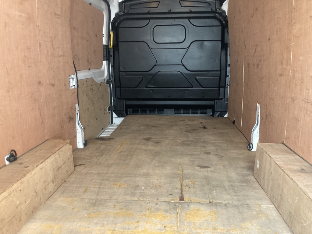 Ford Transit Custom Mpv HV22KFZ White #5