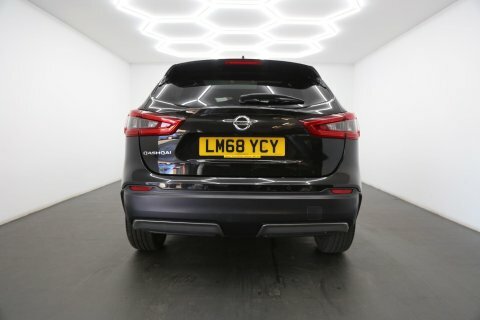 Nissan Qashqai 1.3 Dig-t Tekna LM68YCY Black #5