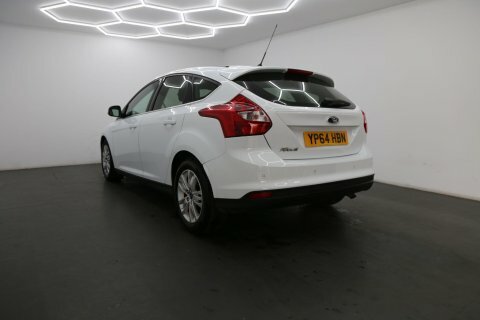 Ford Focus 1.6 Titanium Navigator YP64HBN White #6
