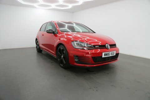 Volkswagen Golf 2.0 Tsi Bluemotion Red