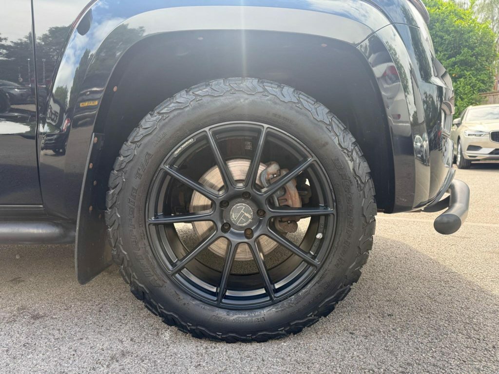 Volkswagen Amarok 3.0 Tdi V6 Highline 4Motion Euro 6 S S Black #2