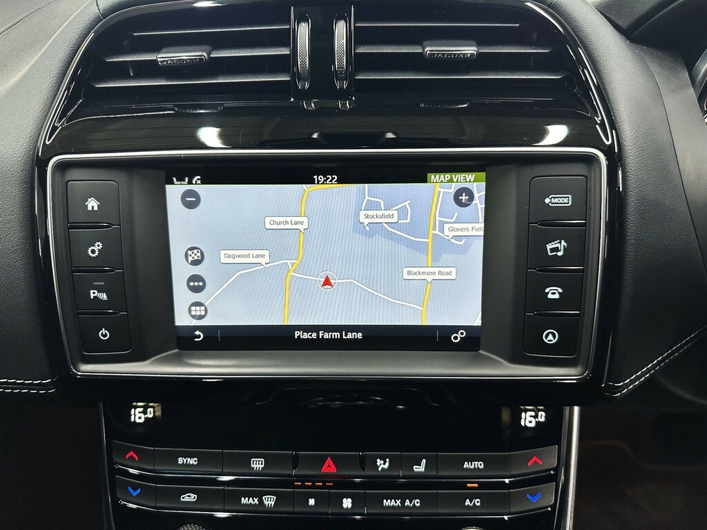 Jaguar XE 2.0D R-sport Euro 6 Ss  #23