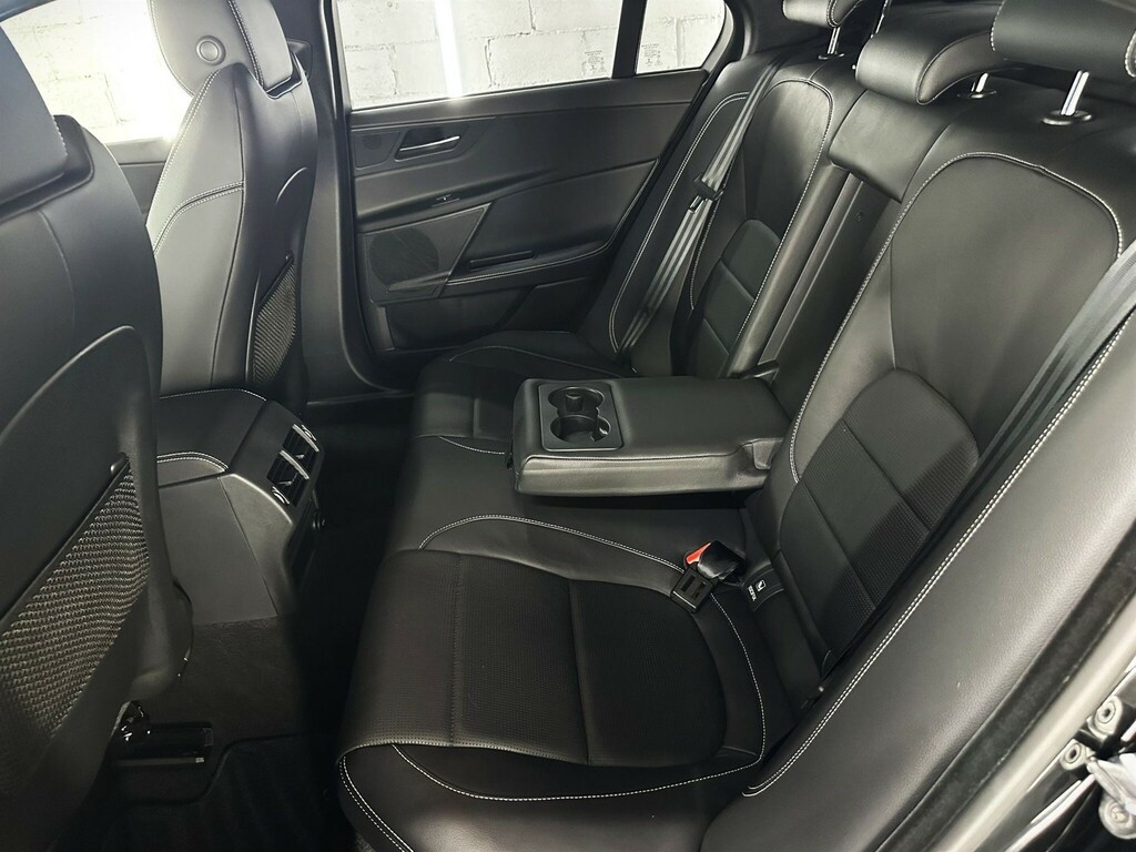 Jaguar XE 2.0D R-sport Euro 6 Ss  #37