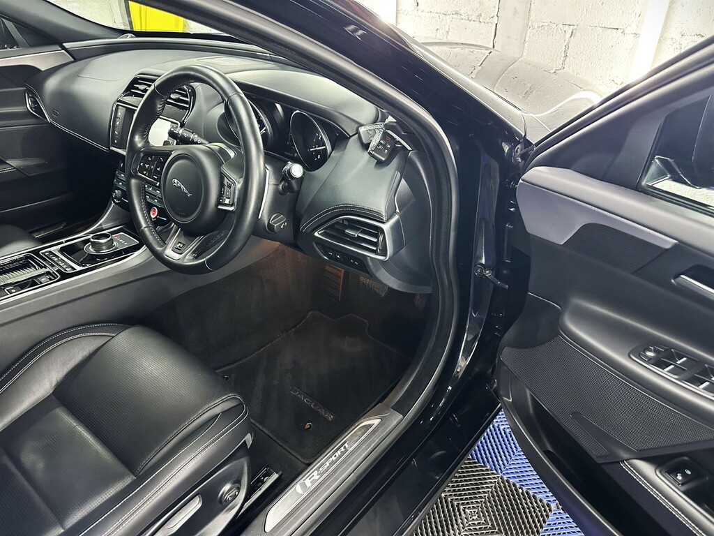 Jaguar XE 2.0D R-sport Euro 6 Ss  #25