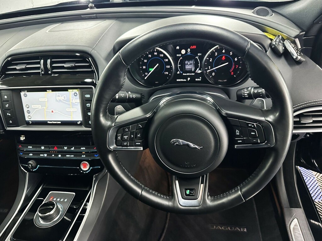 Jaguar XE 2.0D R-sport Euro 6 Ss  #24